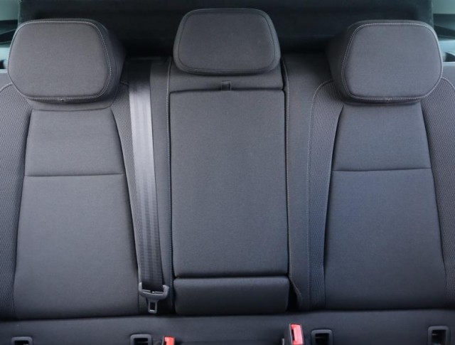 Škoda Karoq  1.5 TSI Fresh