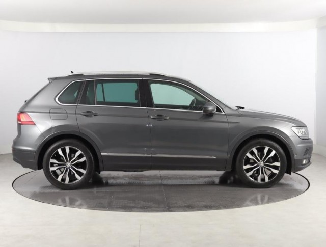 Volkswagen Tiguan  2.0 TDI 
