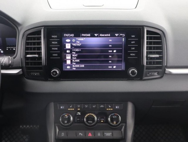 Škoda Karoq  1.5 TSI Fresh