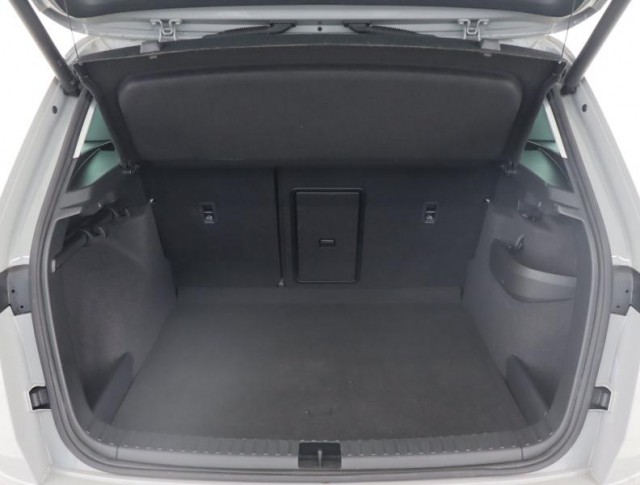 Škoda Karoq  1.5 TSI Fresh