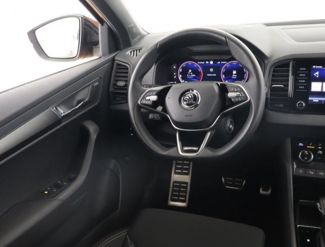 Škoda Karoq  1.5 TSI Sportline