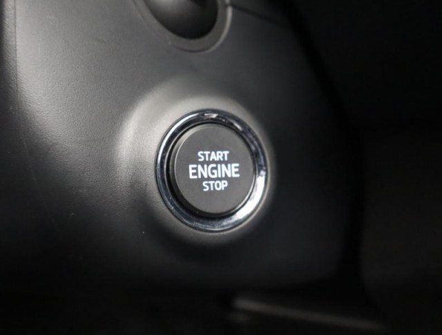 Škoda Karoq  1.5 TSI Sportline