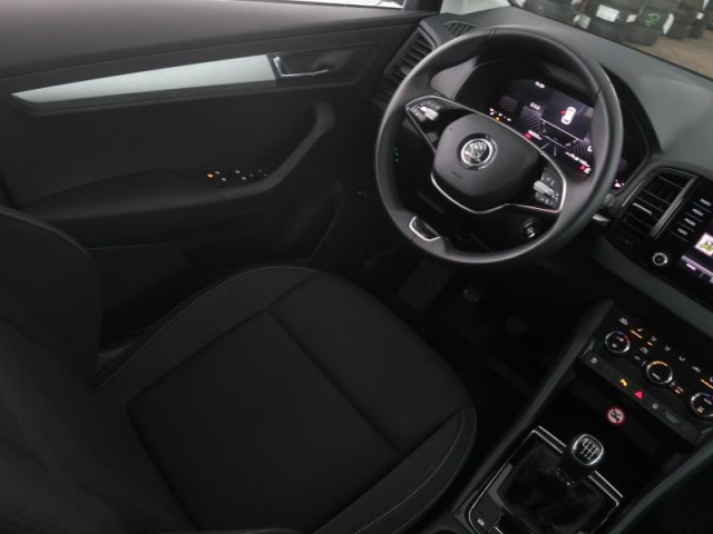 Škoda Karoq  1.5 TSI Fresh