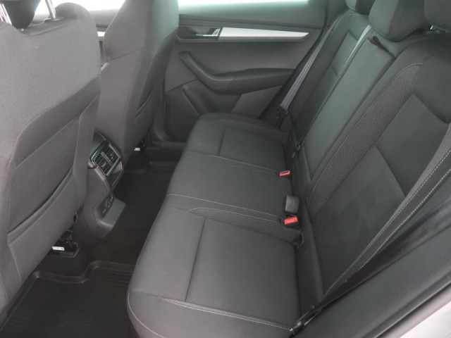 Škoda Karoq  1.5 TSI Fresh