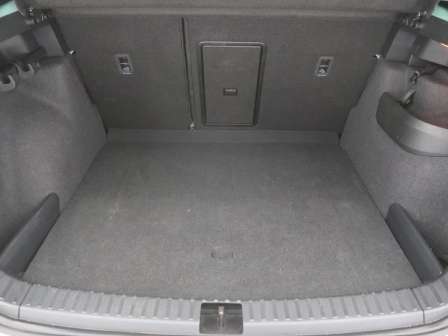 Škoda Karoq  1.5 TSI Fresh