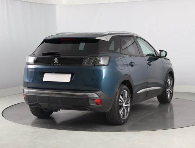 Peugeot 3008  1.5 BlueHDi Allure Business