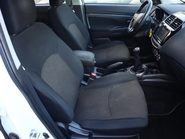 Mitsubishi ASX  1.6 MIVEC 