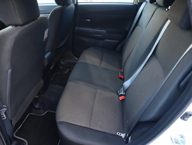 Mitsubishi ASX  1.6 MIVEC 