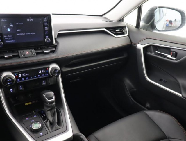 Toyota RAV 4  2.5 Hybrid Adventure