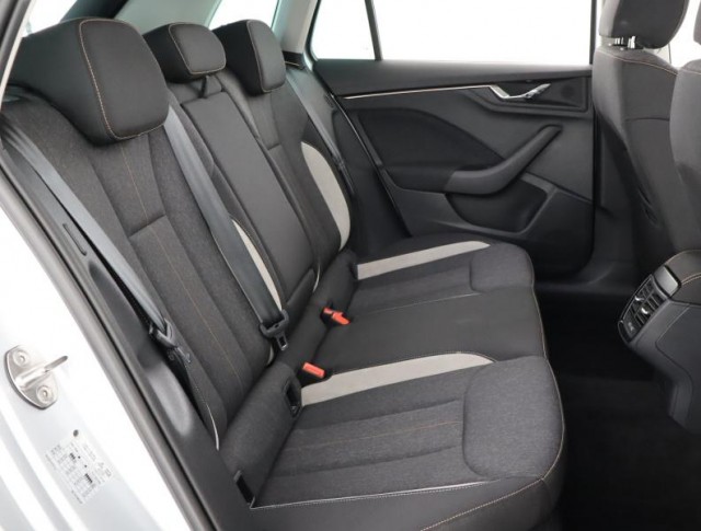 Škoda Kamiq  1.5 TSI Top Selection