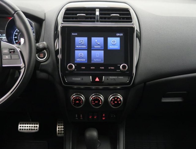 Mitsubishi ASX  2.0 MIVEC Intense