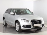 Audi Q5  3.2 FSI 