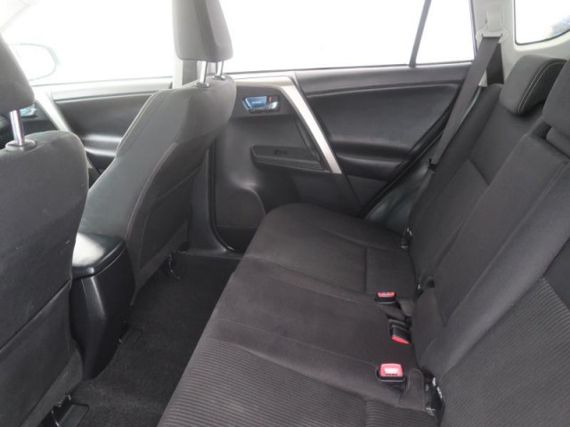 Toyota RAV 4  2.2 D-4D 