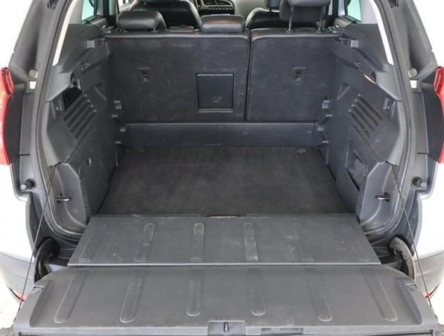 Peugeot 3008  2.0 HDi 