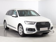 Audi Q7  3.0 TDI S-Line