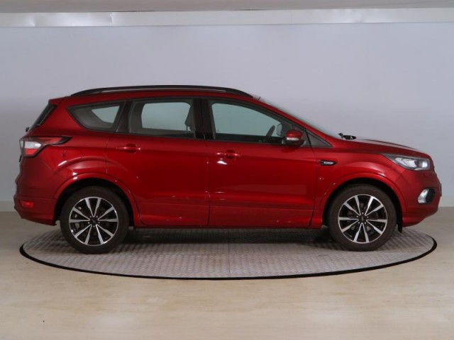 Ford Kuga  1.5 EcoBoost ST-Line