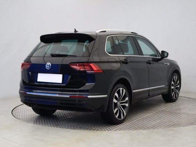 Volkswagen Tiguan  1.4 TSI R-Line