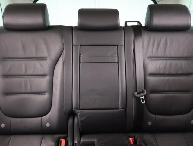 Volkswagen Touareg  3.0 TDI 