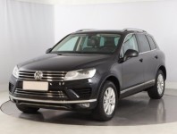 Volkswagen Touareg  3.0 TDI 