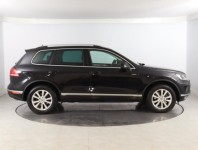 Volkswagen Touareg  3.0 TDI 