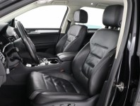 Volkswagen Touareg  3.0 TDI 