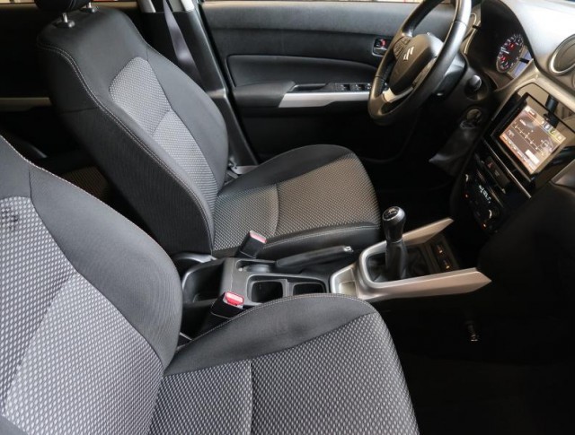 Suzuki Vitara  1.6 VVT Premium