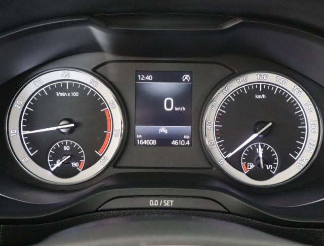 Škoda Karoq  1.5 TSI Ambition