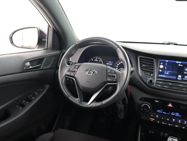 Hyundai Tucson  1.7 CRDi 