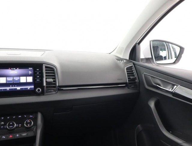 Škoda Karoq  1.5 TSI 