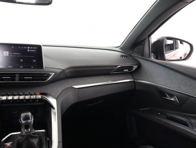 Peugeot 3008  1.2 PureTech GT Line