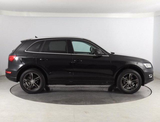 Audi Q5  2.0 TDI 