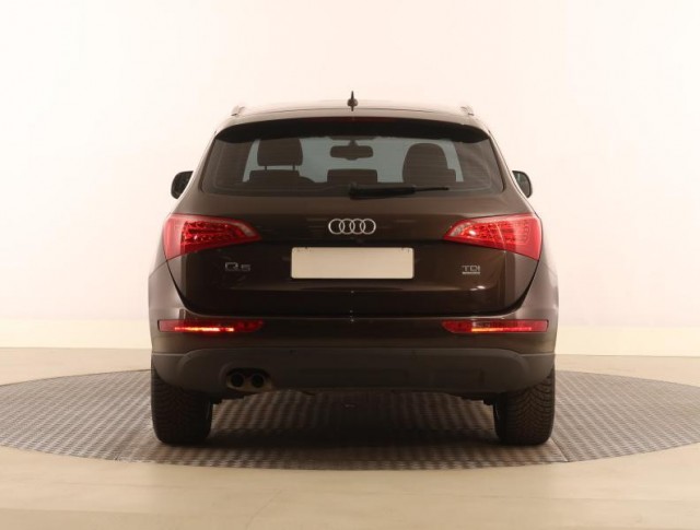 Audi Q5  2.0 TDI 