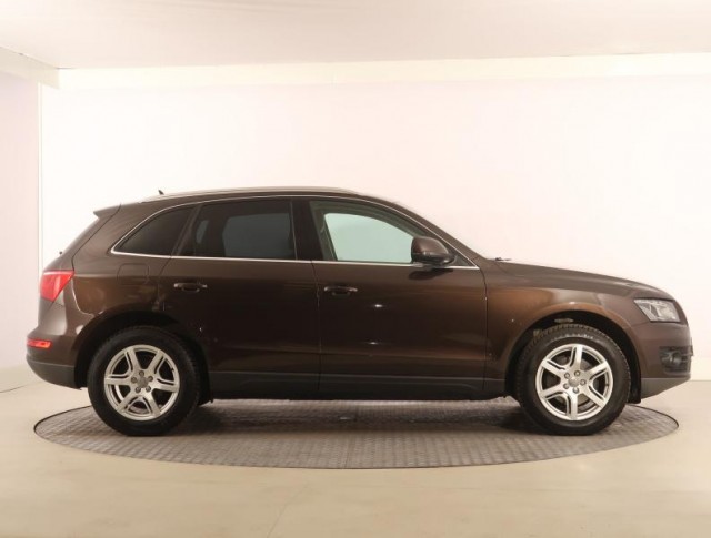 Audi Q5  2.0 TDI 