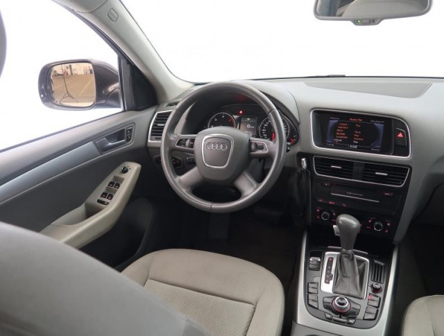 Audi Q5  2.0 TDI 