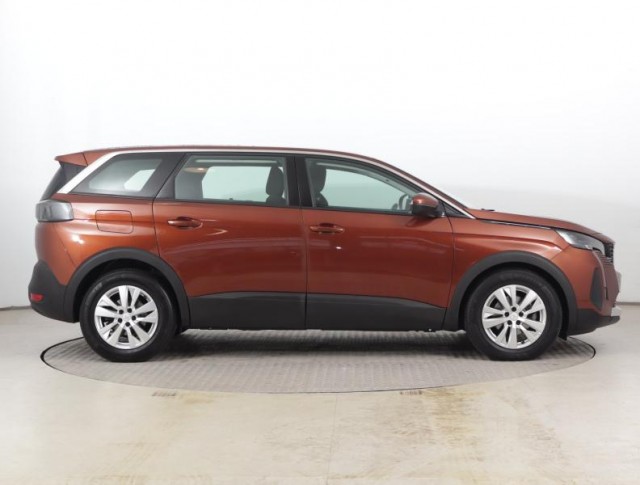 Peugeot 5008  PureTech 130 Active Pack