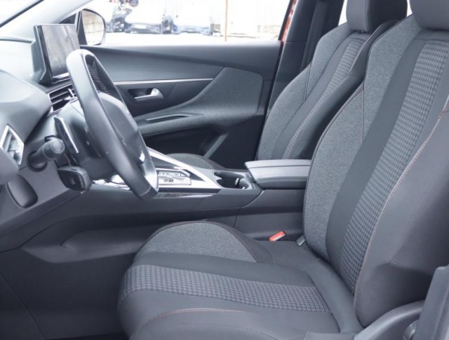 Peugeot 5008  PureTech 130 Active Pack