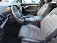 Volkswagen Touareg  3.0 TDI R-Line