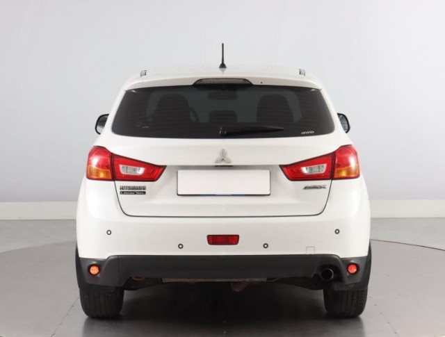 Mitsubishi ASX  1.8 DI-D MIVEC 