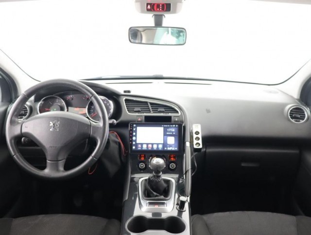 Peugeot 3008  1.6 HDi Active