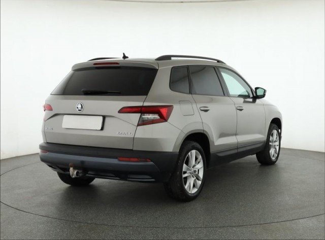 Škoda Karoq  1.0 TSI Style Plus