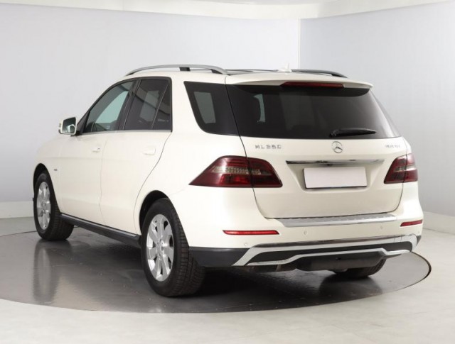 Mercedes-Benz ML  ML 350 BlueTEC 