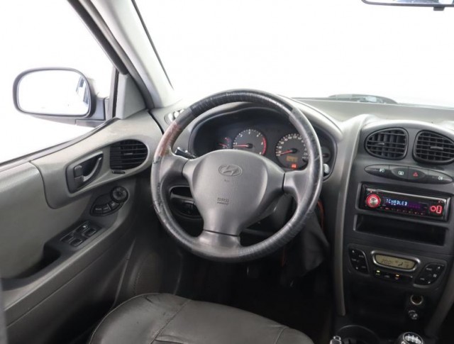 Hyundai Santa Fe  2.0 CRDi 