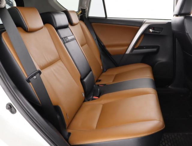 Toyota RAV 4  2.5 Hybrid 