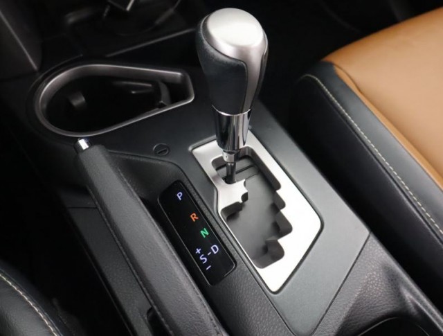 Toyota RAV 4  2.5 Hybrid 