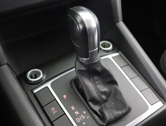 Volkswagen Amarok  2.0 BiTDI 