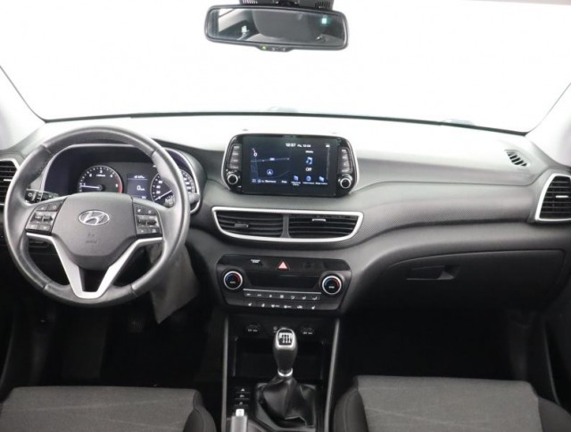 Hyundai Tucson  1.6 CRDi Trikolor