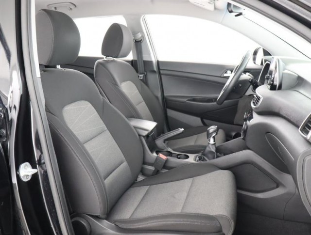 Hyundai Tucson  1.6 CRDi Trikolor