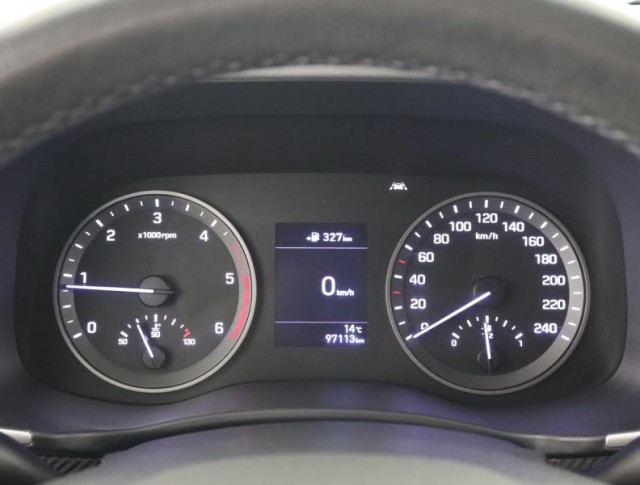 Hyundai Tucson  1.6 CRDi Trikolor