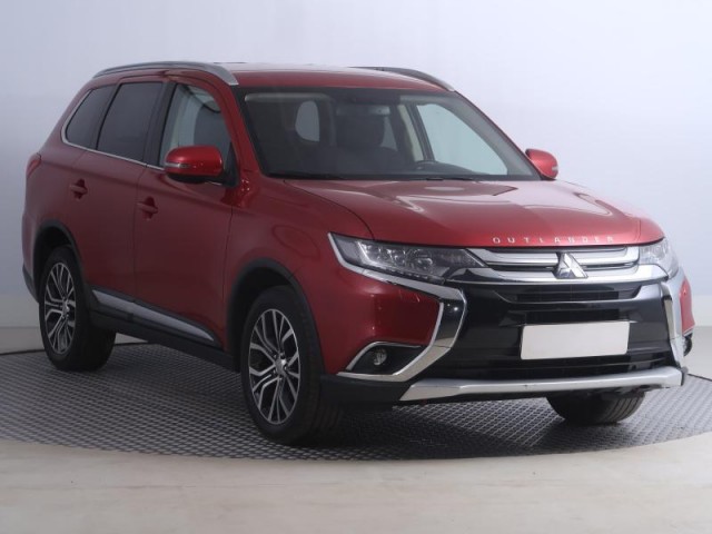 Mitsubishi Outlander  2.0 Intense