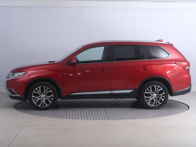 Mitsubishi Outlander  2.0 Intense
